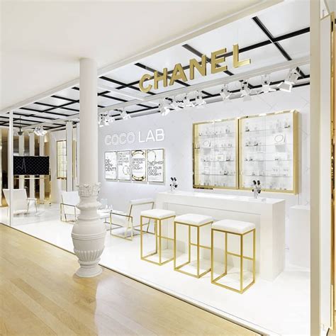 Boutique CHANEL paris le bon marche 